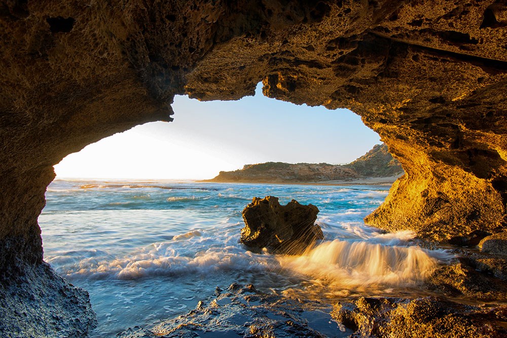 3 Boyutlu Mağara Ve Deniz Duvar Kağıdı