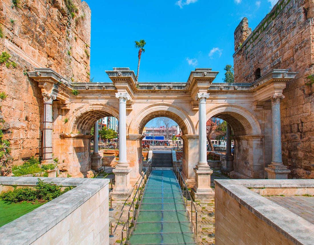 Antalya Adriyanus-Üç Kapılar Duvar Kağıdı 3d