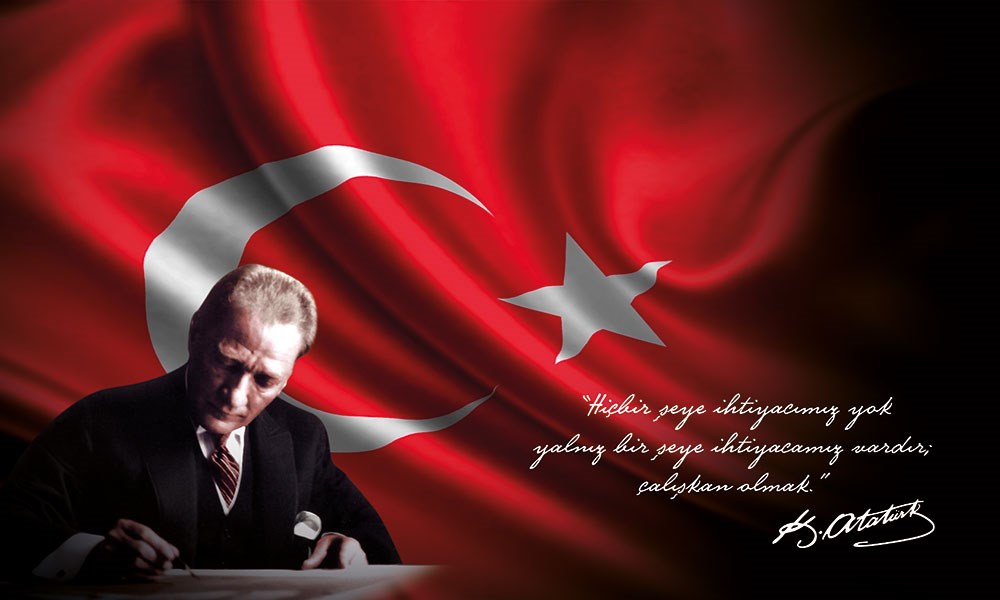 Atatürk ve Türk Bayrağı Duvar Kağıdı