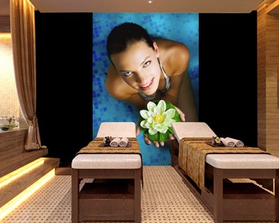 Havuzda Kız Spa Duvar Kağıdı 3D