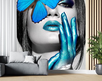 Mavi Kelebek Gözlü Kız Duvar Kağıdı