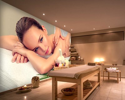 Omuz Masajı Yapılan Kadın 3D Spa Salonu Duvar Kağıdı 