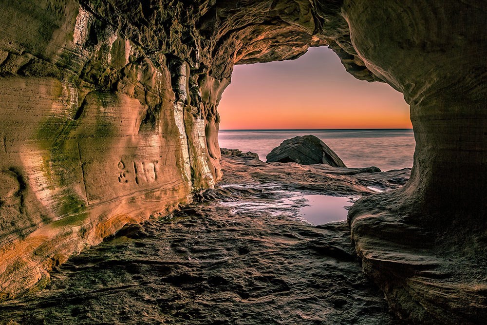 Deniz Kenarında Kaya Mağarası 3D Günbatımı Duvar Kağıdı