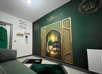 Evlerde Manevi Bir Sığınak: Kutsal Topraklara Açılan Duvarlar