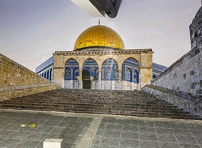 Bir Duvarın Ötesi: İnşaat Tozunun İçinde Yükselen Kutsal Vizyon